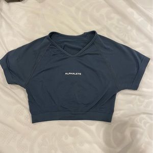 Alphalete crop top small